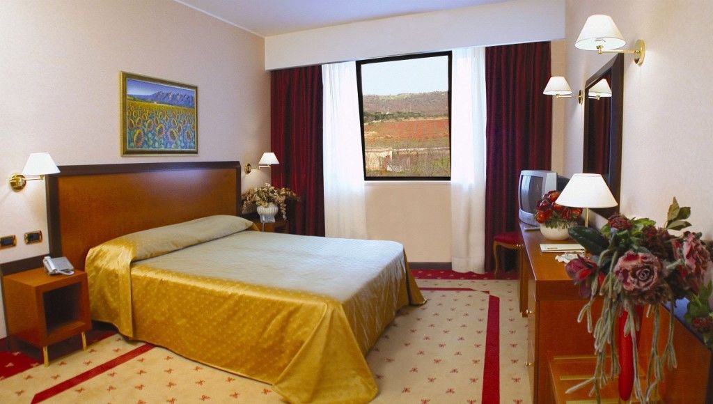 Grand La Chiusa Di Chietri Hotel